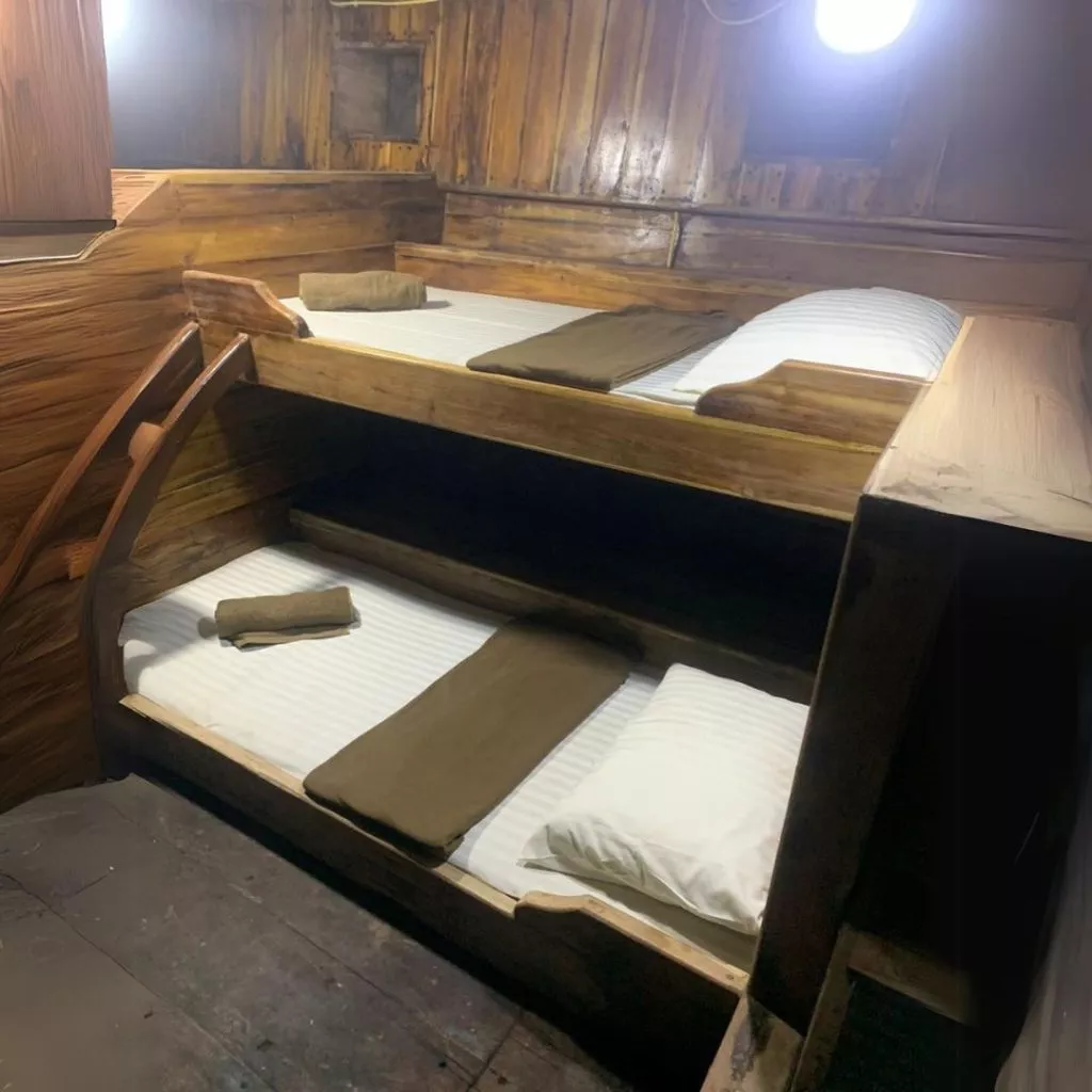 SHARE CABIN 1-22 - Image 1